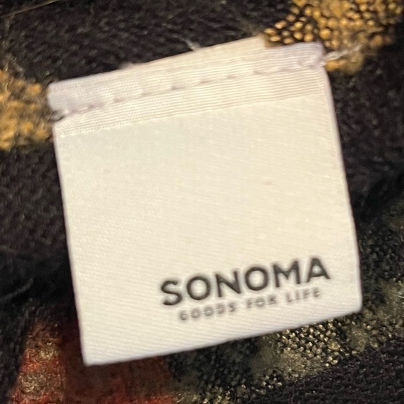 Sonoma Plaid Triangle Blanket Scarf Shawl | Fall Winter Wrap | One Size - Picture 6 of 6